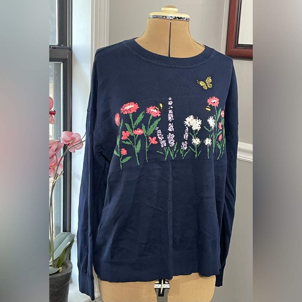 LOFT sz XL Navy Floral Embroidered Sweater